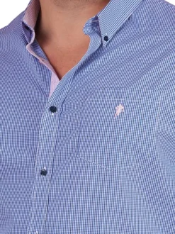 Chemise en coton bleue vichy pourvue d'une coupe droite et d'un col américain