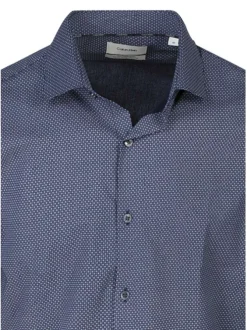 Chemise en coton bleu marine à motifs avec une coupe slim et un col français