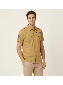 Chemise en coton camel uni pourvue d'une coupe droite et d'un col chemise
