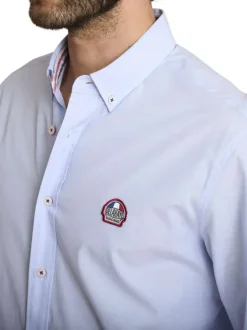 Chemise en coton ciel à coupe droite pourvue d'un col à revers