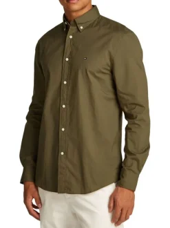 Chemise en coton ciel unie à coupe droite, col américain et boutons blancs