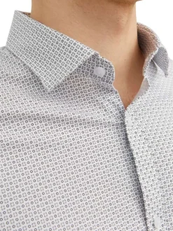 Chemise en coton écrue imprimée géométrique à coupe slim et col italien