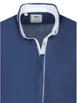 Chemise en coton indigo unie avec une coupe droite et un col américain