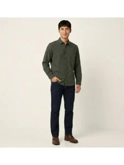 Chemise en coton kaki unie avec une coupe droite et un col français