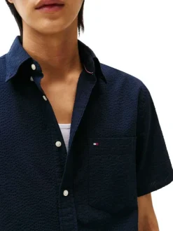 Chemise en coton marine en maille texturée pourvue d'un col à revers