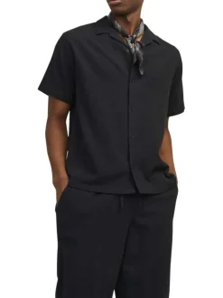 Chemise en coton noire unie avec un col français et une coupe droite
