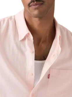 Chemise en coton rose à coupe droite pourvue d'un col à revers