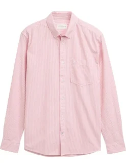 Chemise en coton rose à rayures avec une coupe droite et un col boutonné