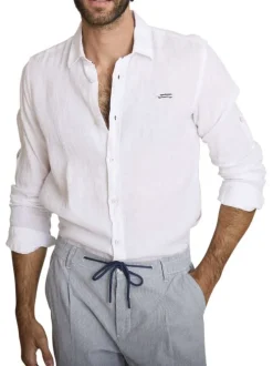 Chemise en lin blanc à coupe droite pourvue d'un col à revers