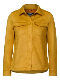 Chemise en suédine moutarde avec une coupe droite et col italien