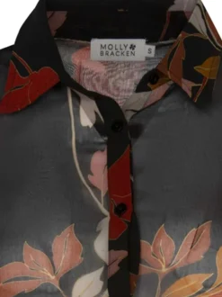 Chemise en voile noire imprimée feuille à coupe droite et col italien