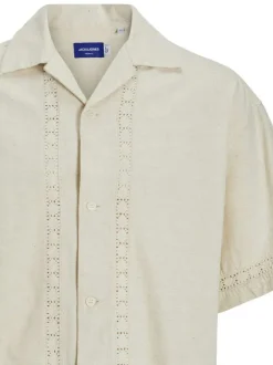 Chemise manches courtes écrue unie à coupe ample avec col cubain