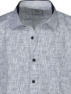 Chemise à manches courtes en coton blanche imprimée avec une coupe regular fit