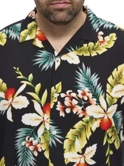 Chemise à manches courtes noire à imprimé tropical avec un col cubain