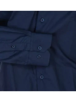 Chemise marine unie à coupe ajustée col italien et à manches longues
