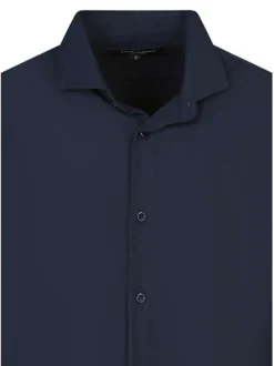Chemise marine unie pourvue d'une coupe droite et des manches longues