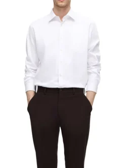 Chemise Performance blanche unie à coupe slim avec un col français