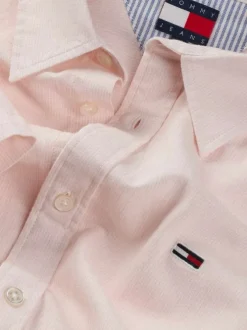 Chemise rose unie à coupe droite, col français et à manches courtes