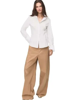 Chemisier blanc uni à coupe slim fit et à manches longues boutonnées
