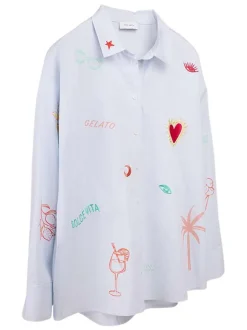 Chemisier bleu à motifs brodés avec une coupe droite et un col chemise