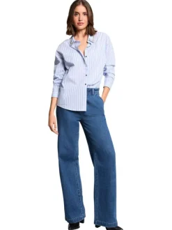 Chemisier en coton bleu à rayures avec une coupe droite et un col à revers