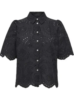 Chemisier en coton noir uni avec une coupe droite et un col à revers