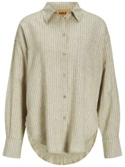 Chemisier en lin mélangé beige à rayures fines avec une coupe oversize