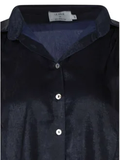 Chemisier marine uni avec une coupe droite et un col chemise