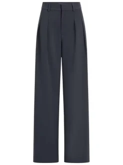Chino bleu ardoise avec un aspect satiné et une coupe fluide