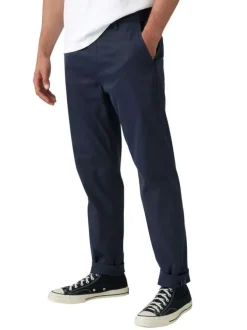 Chino bleu marine uni à coupe slim avec une taille intermédiaire