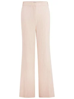 Chino rose avec des rayures noires une coupe bootcut et des passants