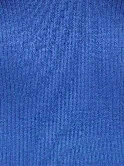Débardeur bleu en maille jersey côtelée avec un col v et une coupe ajustée