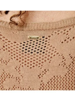 Débardeur à fines bretelles beige en dentelle crochet à coupe droite et col v