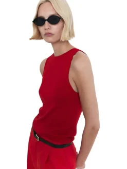 Débardeur rouge uni avec une coupe droite à col rond et sans manches