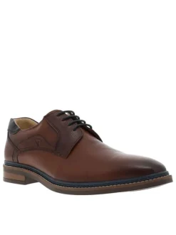 Derbies en cuir cognac avec empiècement foncés sur tige et fermeture à lacets ronds noirs