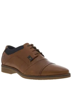 Derbies en cuir marron cognac à talon décroché bas et à lacets ronds enduis