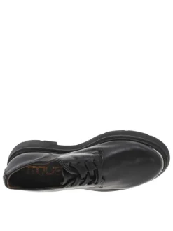 Derbies en cuir noir à extérieure antidérapante et à lacets plats