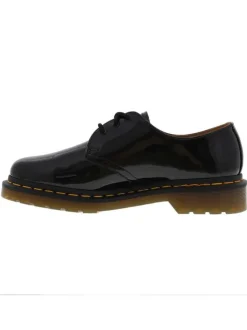 Derbies noires vernies en cuir avec talon plat