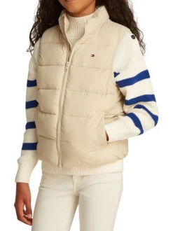 Doudoune beige unie coupe avec une coupe droite et un col montant