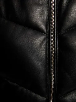 Doudoune noire unie à coupe ajustée, col à capuche et sans manches