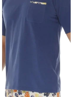 Ensemble de pyjama court en coton marine avec une coupe fermée et un col v
