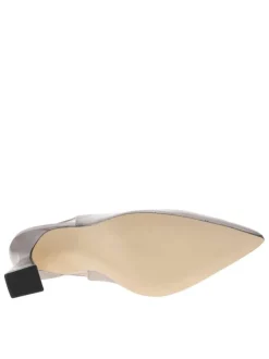 Escarpins en cuir rose gold aspect métallisé avec un talon entonnoir