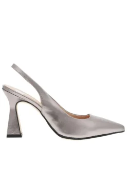 Escarpins en cuir rose gold aspect métallisé avec un talon entonnoir