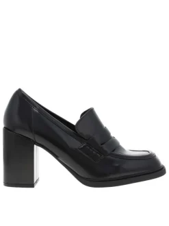 Escarpins simili cuir noir avec une coupe bateau à talon haut et languette fourrée