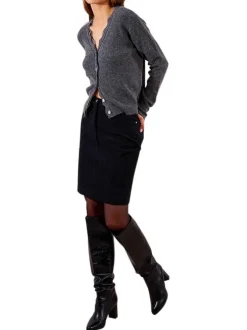Gilet anthracite en maille fine avec un col v en dentelle et des manches longues