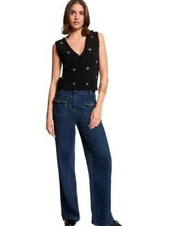 Gilet black uni chic pourvu d'une coupe droite et d'un col en V