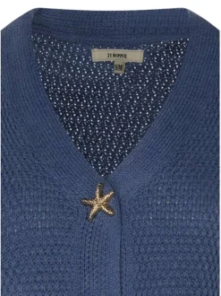 Gilet bleu uni pourvu d'une coupe droite et de boutons dorés