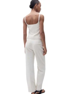 Gilet crop écru uni boutonné à col carré et à bretelles fines