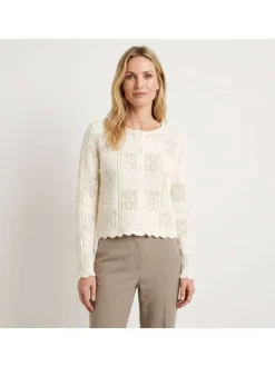 Gilet écru uni coupe pourvu de manches longues et d'une coupe droite