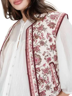 Gilet en coton bordeaux à motifs floraux avec une coupe droite et un col rond